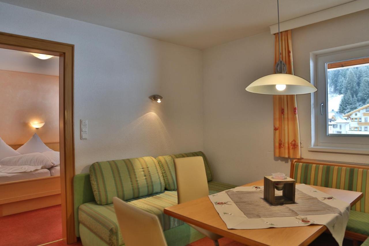 Apart Altamira Ischgl Luaran gambar